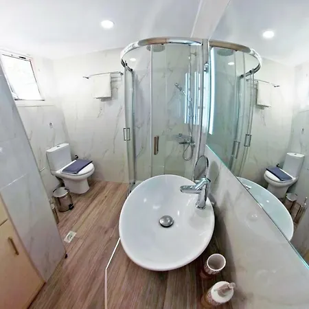 Veraghi 1 Apartament